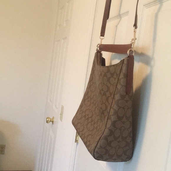 Brand new without tags coach purse - Picture 3 of 7